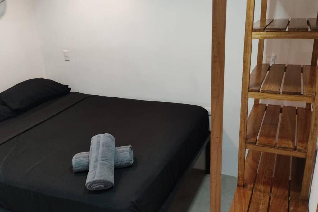 Tel Aviv - New Private & Kitchen Walk To Playa Chiquita Apartment *